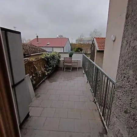 Апартаменты Jolie Petit Cocon Au Calme *